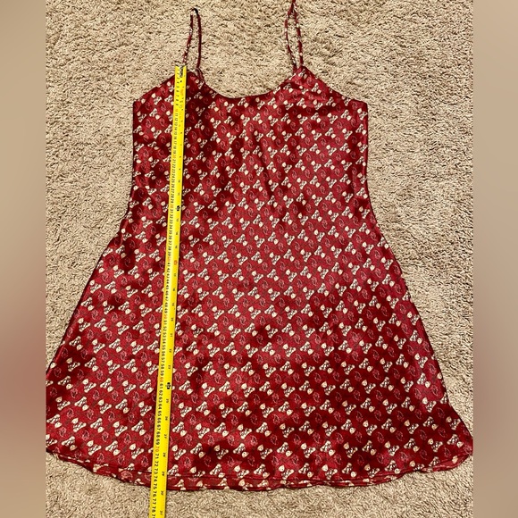 Vintage Versailles satin Teddy Bear Christmas burgundy chemise nightie - Picture 11 of 11